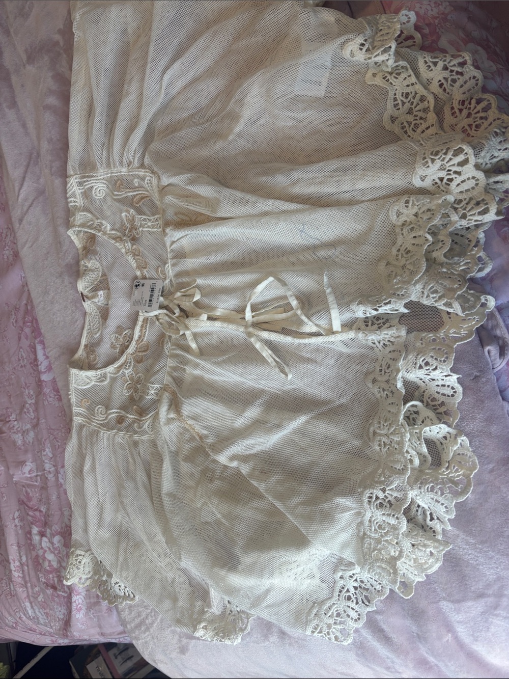 Free People Ivory Lace-Trim Capelet